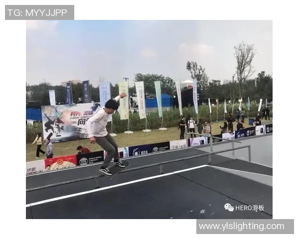 成都滑板队的奋斗历程与极限运动嘉年华的精彩瞬间回顾